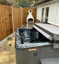 Dark Hot Tub with Led Lights | A6 Hot Tubs