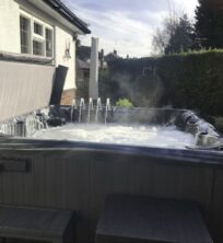 Bedfordshire Hot Tub Steaming | A6 Hot Tubs