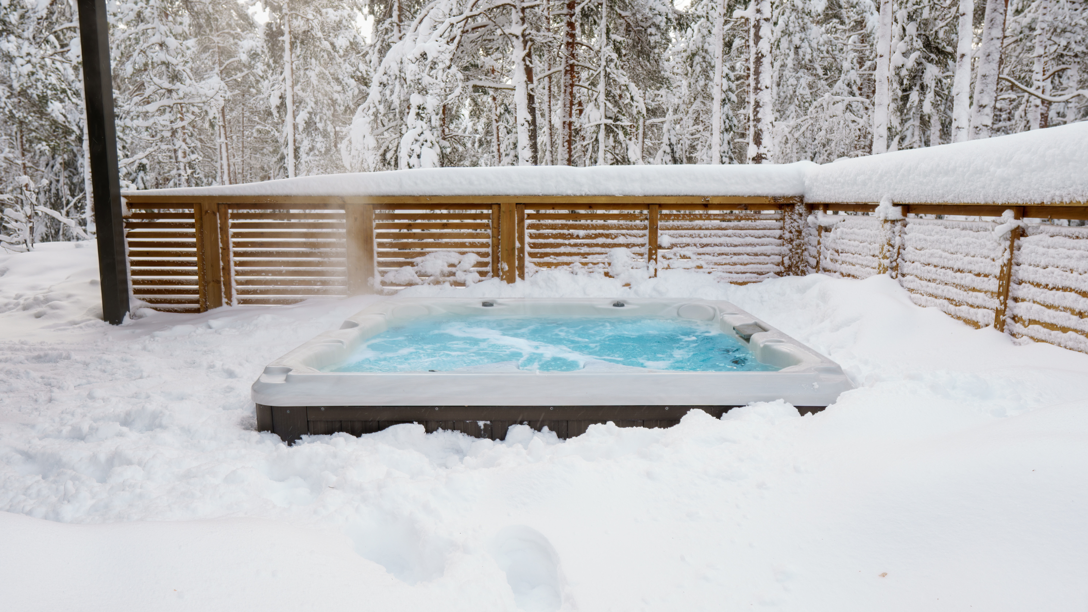 Winter Hot Tub Care in the UK: What Most Owners Get Wrong in January