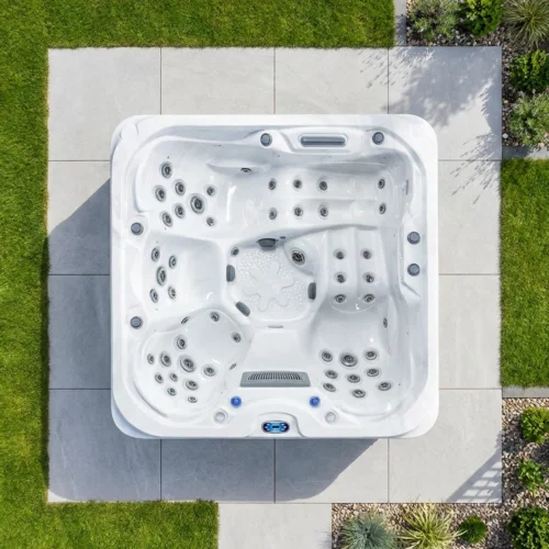 742-DL 4 Seater Hot Tub