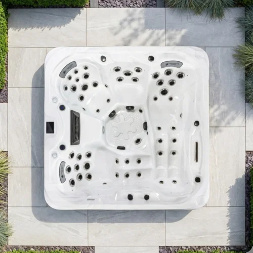 942-DL 4 Seater Hot Tub